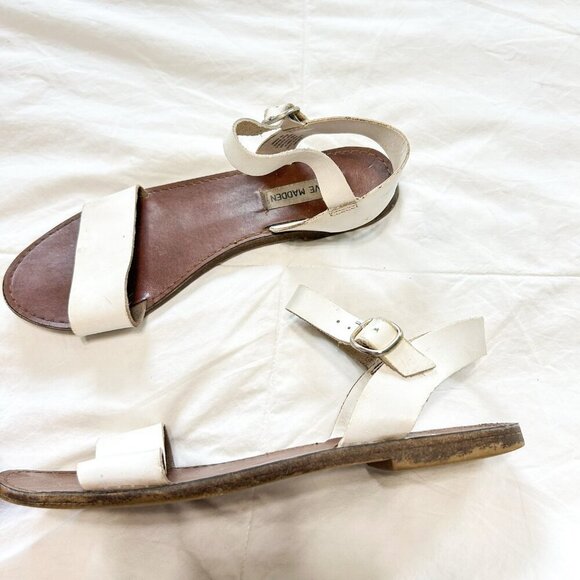 Steve Madden White Leather Ankle Strap Flat Open Toe Sandals Women’s Size 8 - Picture 2 of 5